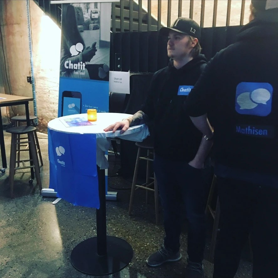 Chris at the Chat It stand during Propelljakten